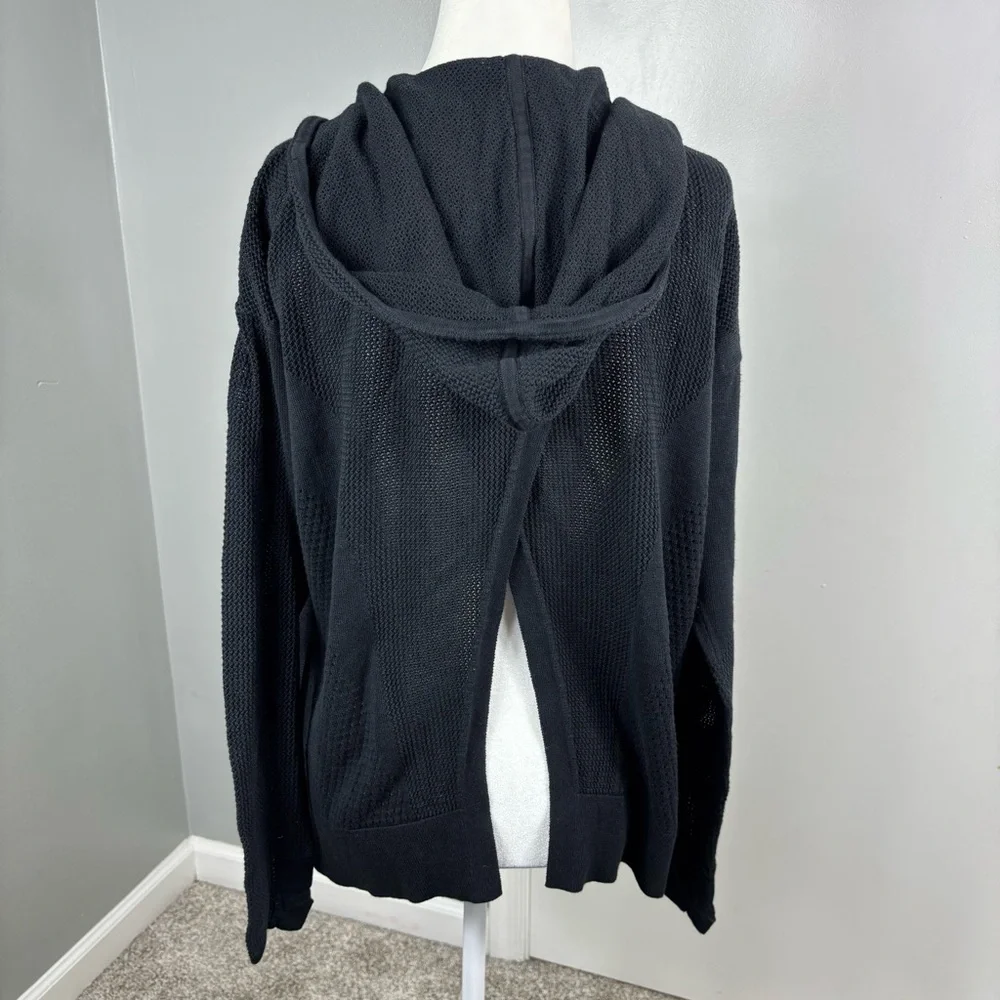 Lululemon Still Movement Wrap Sweater in Black - Picture 4 of 5